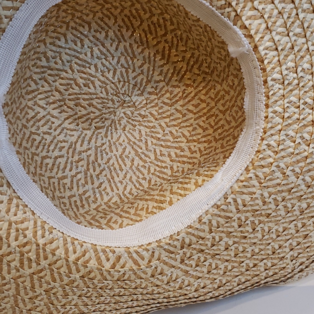 Spring Summer Hat - Picture 3 of 3
